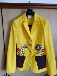 2025年最新】MOSCHINO テーラードジャケットの人気アイテム - メルカリ