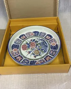 【期間限定値下げ】箱付き伊万里焼　大皿　29.5cmのサムネイル