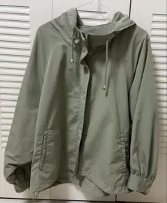 マウンテンパーカー　レディース　カーキ