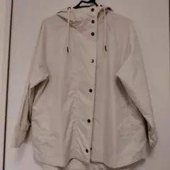 【美品☆試着のみ☆】ベージュ フード付き ジャンパー　LLサイズ