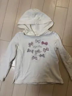 メゾピアノ　刺繍パーカー　120cm