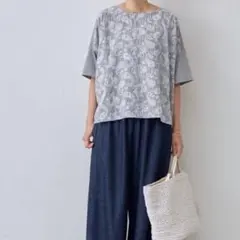美品 BEARDSLEY ペイズリー刺繍カットソー ゆったり Fのサムネイル