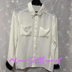 【ページボーイ】スタッズ付きホワイトシャツ 長袖　サイズM