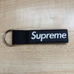 【極美品.当日発送】supreme キーホルダー 送料込