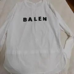 クロシェ CLOCHE BALEN ロゴ入り ホワイト長袖Tシャツ