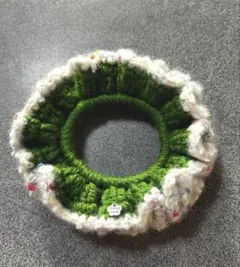 フリル付きカラフルシュシュ