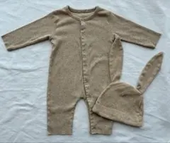 【限定値下げ】ウサギ耳帽子＆無地ロンパースセット