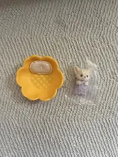 シルバニアファミリーくじ　赤ちゃん&お花のベッドセット　フェネック　アリー