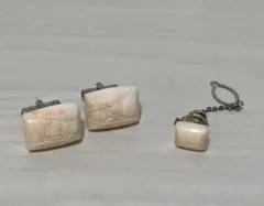 Item thumbnail for item 4b671ada-29bd-4903-91ae-7204b918f68a