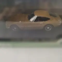 Ebbro トヨタ 2000 GT ゴールド 1:43のサムネイル