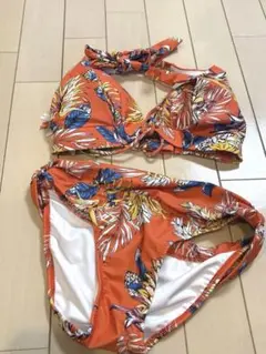 三愛水着楽園 ノンワイヤー ナチュラルアップビキニ ボタニカル柄 水着 9Mのサムネイル