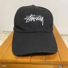 Stüssy ロゴ刺繍 キャップ ブラック ユニセックスのサムネイル