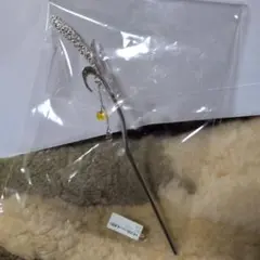 花形銀色かんざし、ビーズ付き