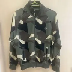 FRED PERRY ジャージ型ジャケット