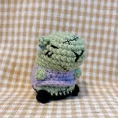 あみぐるみ　カピバラ　ハロウィンのオバケ