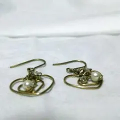 最終値下げ700円→300円 ハートの両耳ピアス