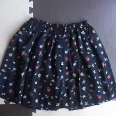 新品 ニーナミュウ 花柄スカートのサムネイル