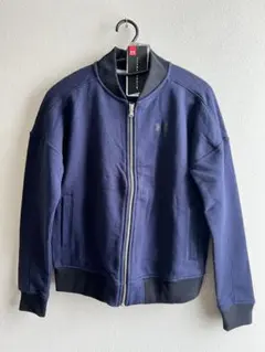 新品タグ付き　UNDER ARMOURネイビーフードなしパーカー