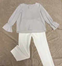 PLST ライトグレー Vネック フレアスリーブブラウス