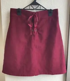 美品【OLIVE de OLIVE】バーガンディレースアップスカート