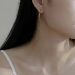 極細ロングチェーン イヤリング ゴールド 揺れる スネークチェーン 痛くない