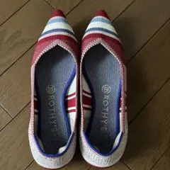 Rothy's ローシーズ　ポインテッド　フラットシューズ　24cmのサムネイル