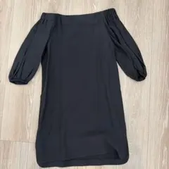 【新品未使用タグ付き】JILL STUART ブラックオフショルダー ワンピース