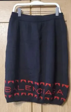 【美品】バレンシアガ　BALENCIAGA　ロゴ　ニット　タイト　スカートのサムネイル