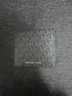 美品　MICHAEL KORS ブラックレザー二つ折り財布　お値下げ可能