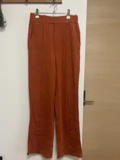 ローリーズファーム　オレンジ ストレートレッグ スラックス
