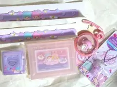 【リトルツインスターズ】アクセサリーケース、懐中時計フィギュア・ミニアルバムなど