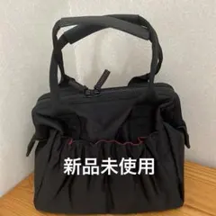 新品未使用ARTISAN&ARTISTの 化粧入れBOXバッグのサムネイル