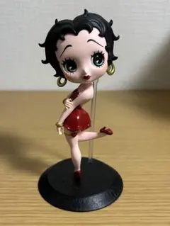 Qposket ベティ・ブープ フィギュア 2体セット - メルカリ