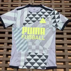 【ほぼ未使用】プーマ FUSSBALL PARK 半袖Tシャツ　サッカー　S