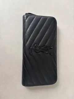 【中古 要修理】サンローラン　YSL ブラック 二つ折り財布