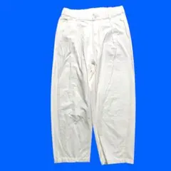 GU ジーユー　メンズ　ライトデニムカーブタックアンクルパンツ　ホワイト　M