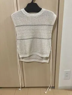 コットンリリヤーンのニットベスト