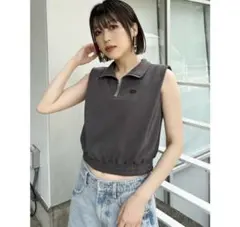 タグ付き 新品 クロップトハーフジップスウェット MURUA ダークグレー