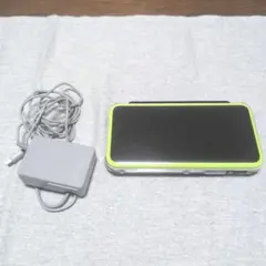 New2DS LL ライムブラック ソフト3本付き