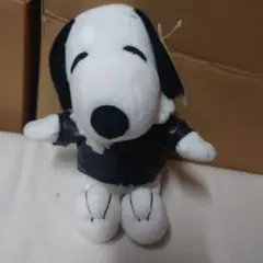 スヌーピー レザー風黒ジャケット ぬいぐるみ 約21cm