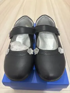 Item thumbnail for item 1b4cbca8-74cf-4977-a47e-b3ae1acd5afb