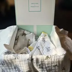 新品aden+anaisバーピービブ スタイ 四枚セットとキリンタオルケット