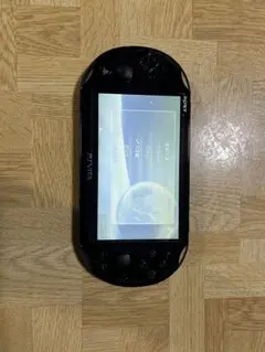 PS Vita 本体 ブラック 専用ケース、充電器、マイクラ付き