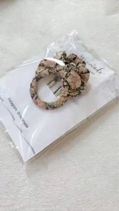 リバティ・ヘアクリップ