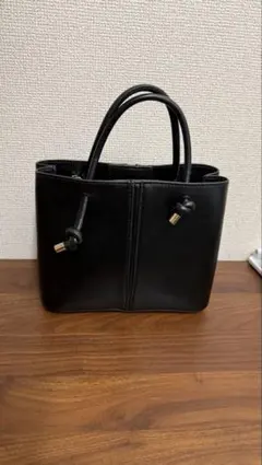 ZARA 黒レザーハンドバッグ ハンドバック