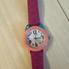 ツモリチサト　時計　猫