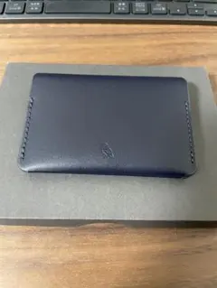 bellroy ネイビー レザー カードケース