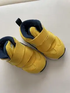 黄色 アシックススニーカー　13cm