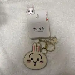 ちいかわ　うさぎ　チャーム