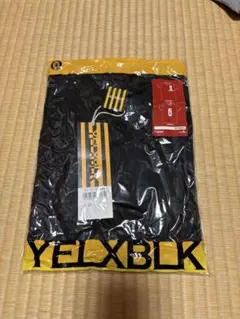 阪神金本選手 adidas サイン入り Tシャツ 黒/黄 Amazon.co.jp: [Tigers] 阪神タイガース「佐藤 輝明 8 背番号T